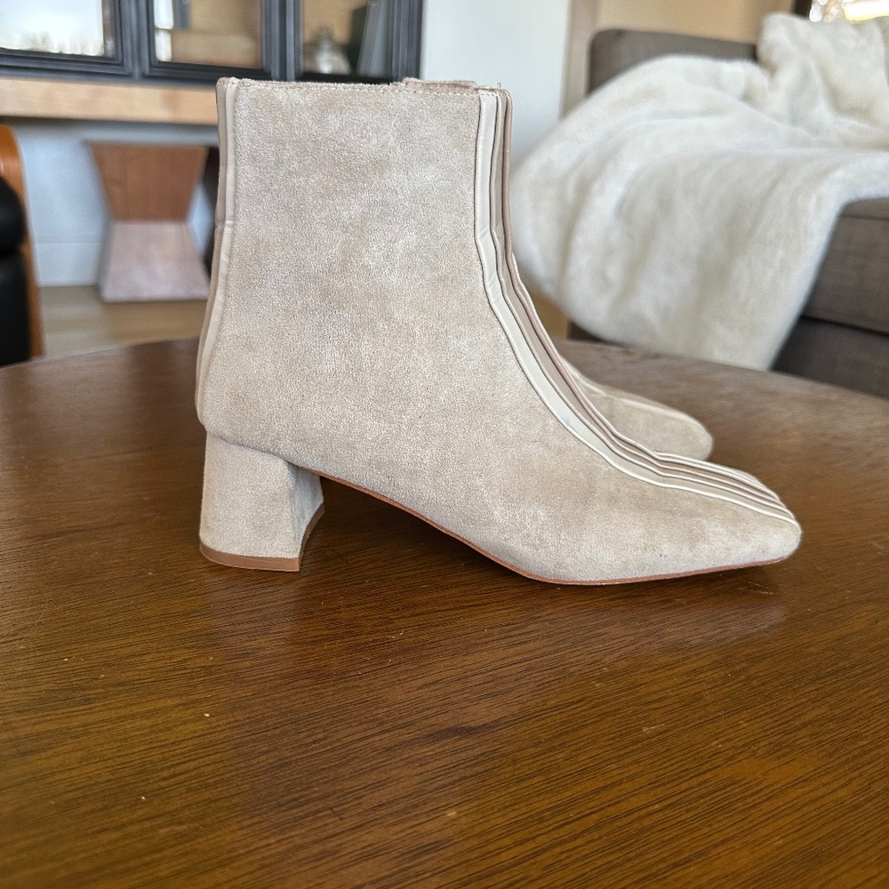 Jeffrey Campbell Beige Peace Out Square Toe Bootie Ankle Boot Size 6